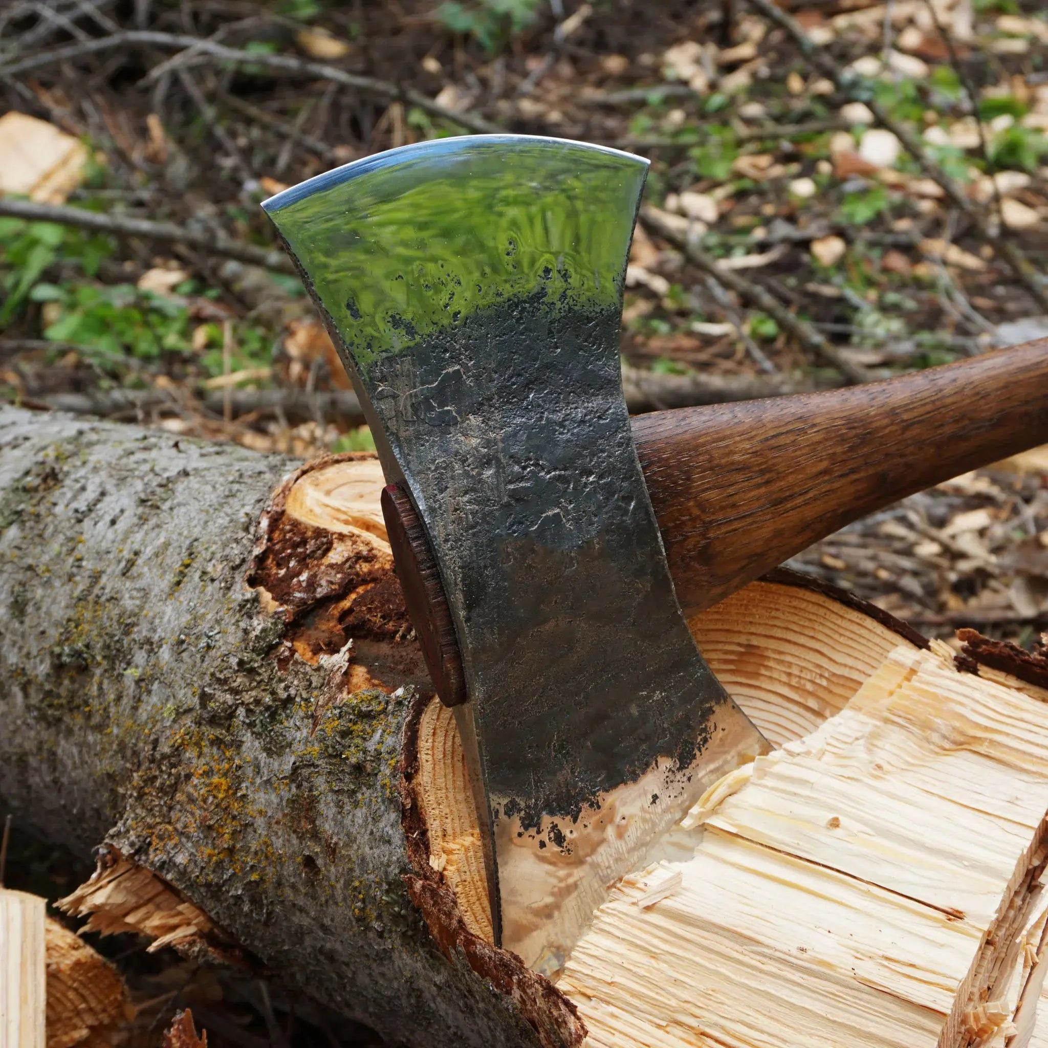 Viking Style Double-Head Axe – Carbon Steel Blade with Rosewood Handle & Leather Cover | Industrial Grade Sharpness